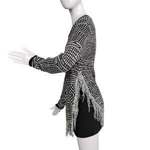 Miami Sweater Top Size Small Black and White Fringe Hem Long Sleeve